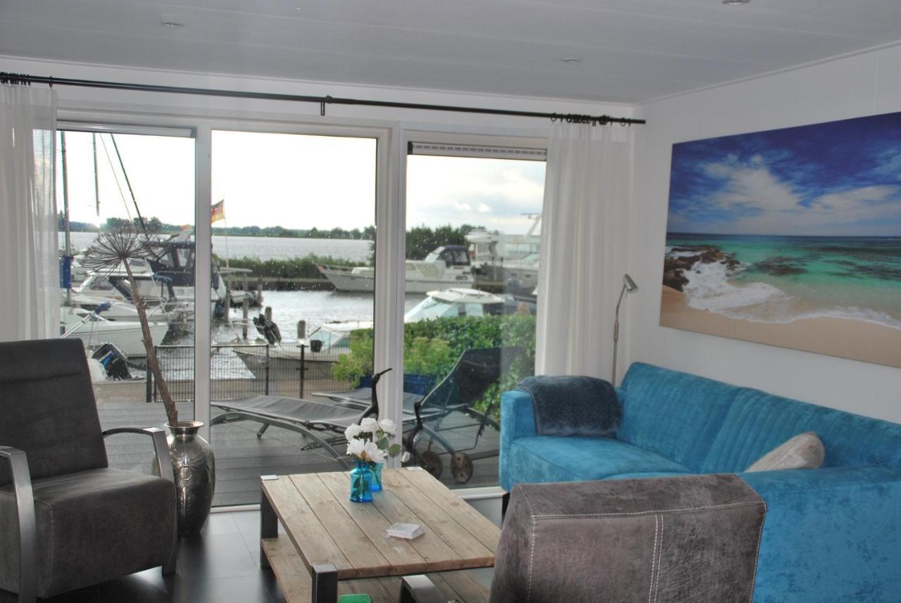Chalet Veluwemeerzicht Elburg บิดดิงฮุยเซน ภายนอก รูปภาพ